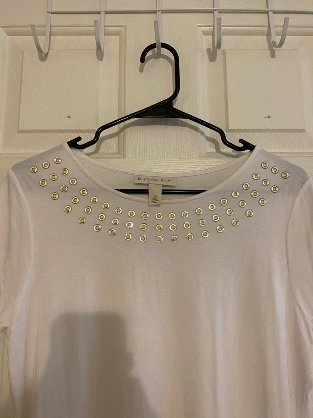 Embellished White Crewneck Short-Sleeve Tee - Picture 3 of 5